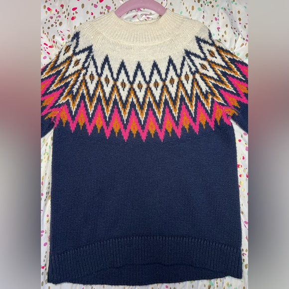 Kid’s Sweater - Picture 3 of 4